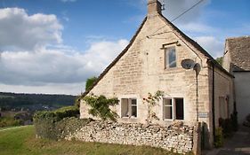 Traditional Cotswold Stone Peaceful Cottage With Stunning Views